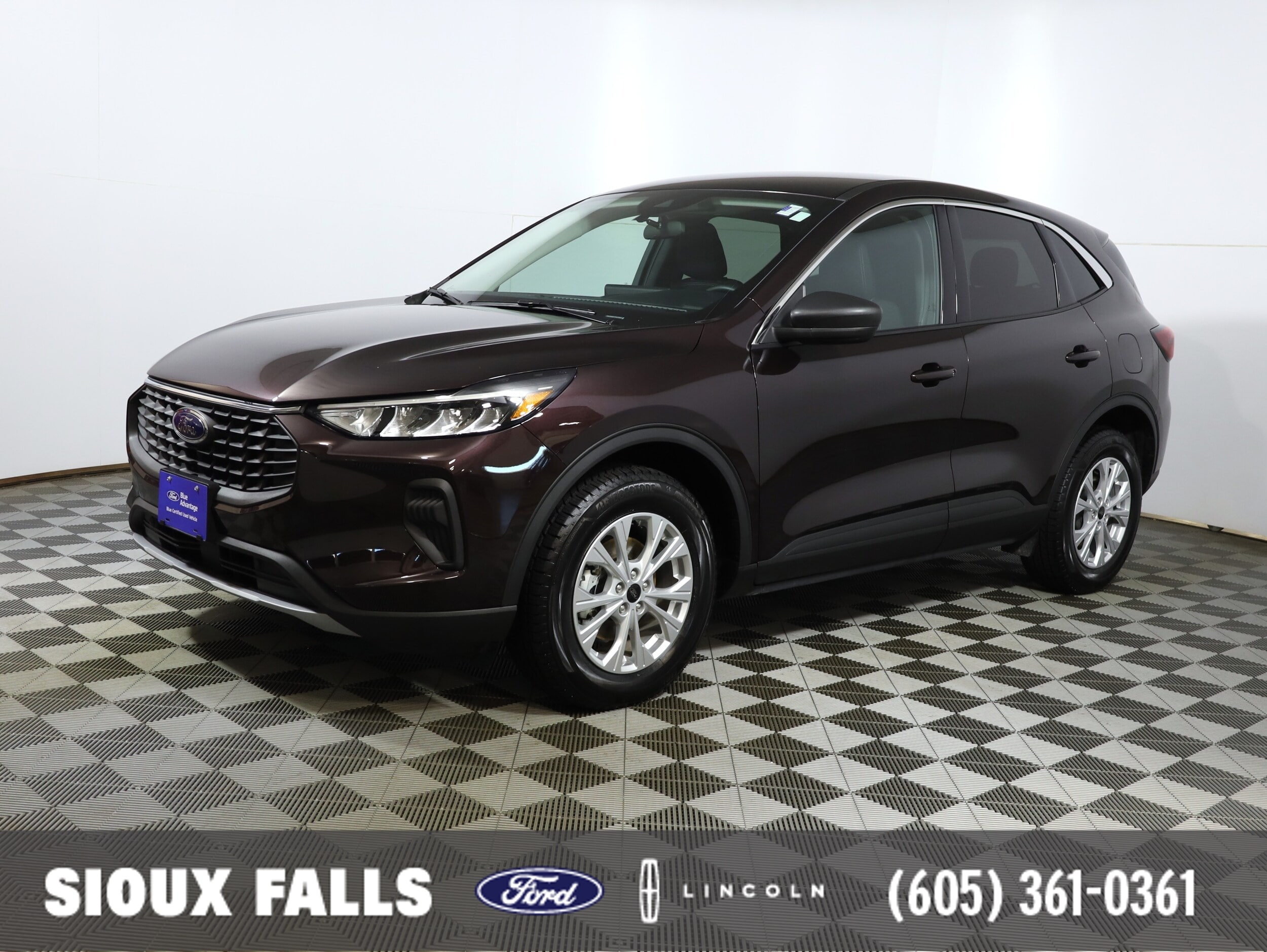 2023 Ford Escape Active's photo