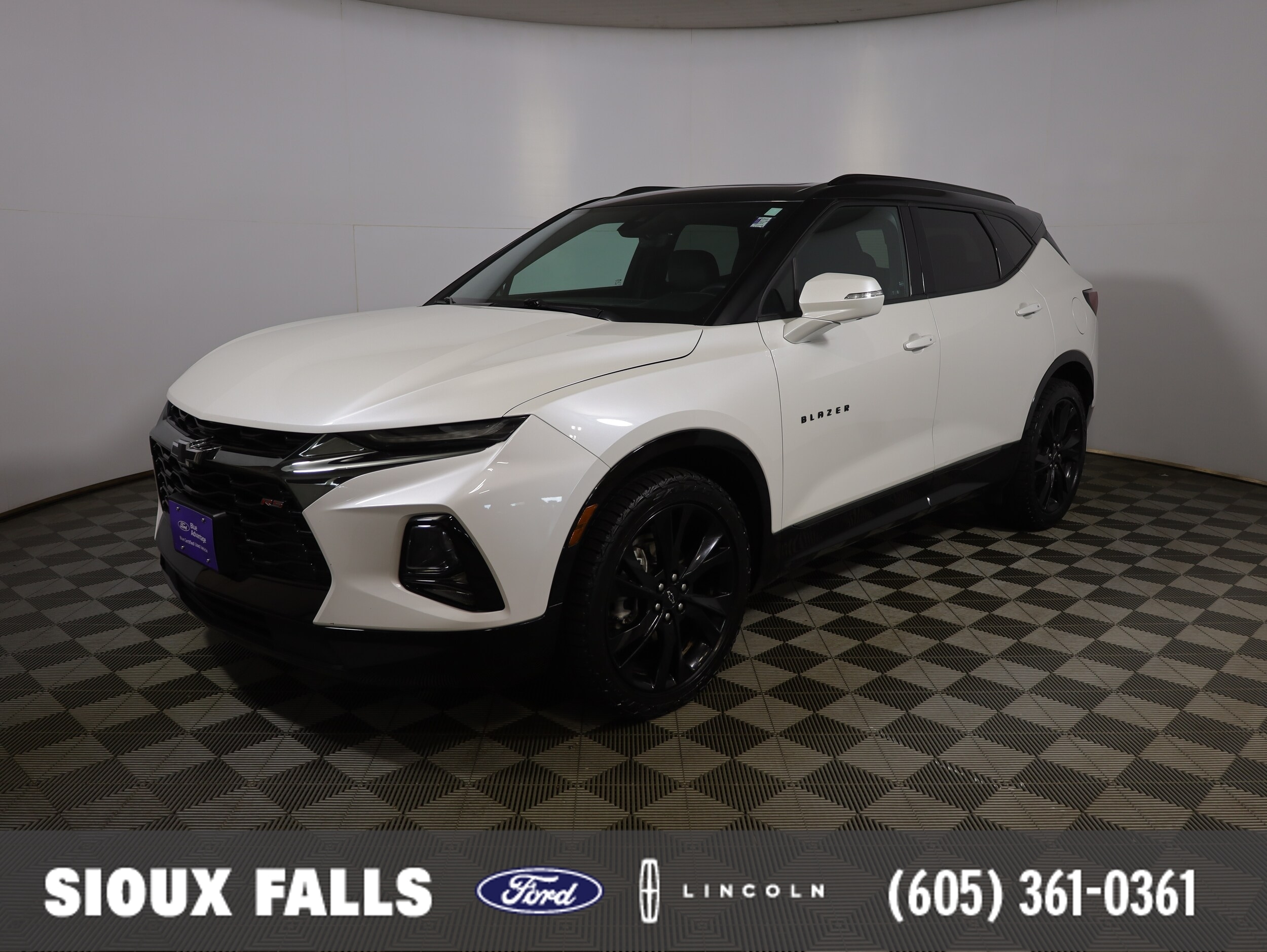 White (Iridescent Pearl Tricoat) 2022 Chevrolet Blazer SUV / Crossover All-Wheel Drive 9-Speed Automatic Overdrive