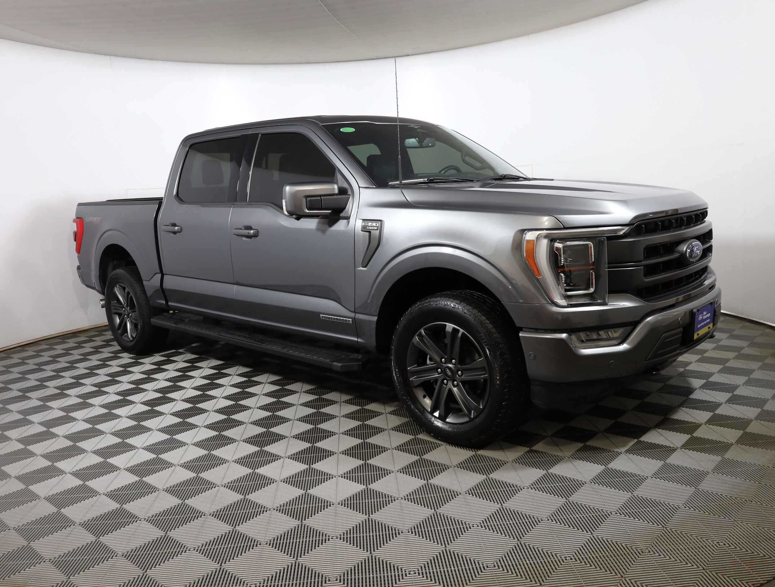2023 Ford F-150 Lariat photo 3