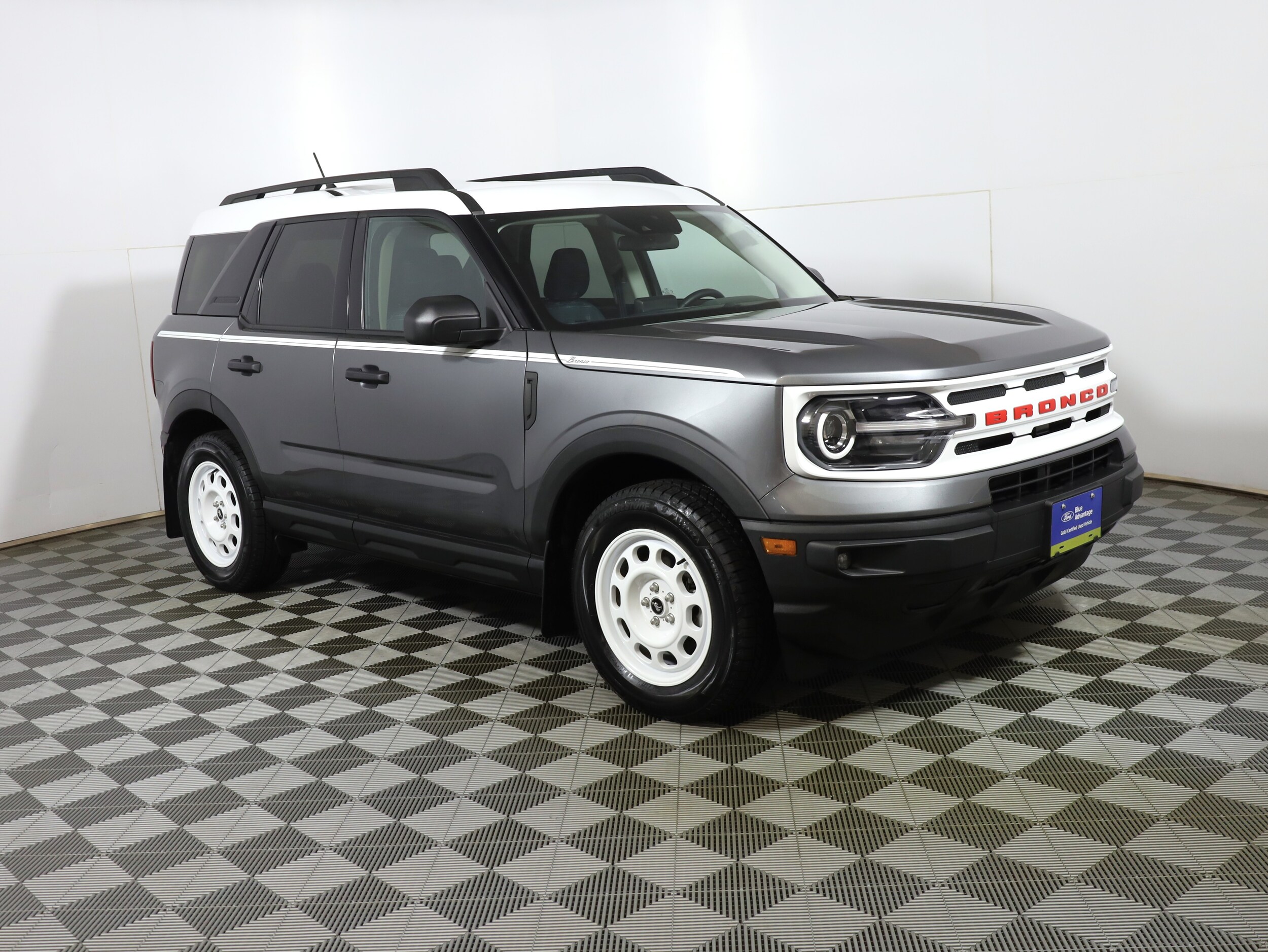 2024 Ford Bronco Sport Heritage photo 3