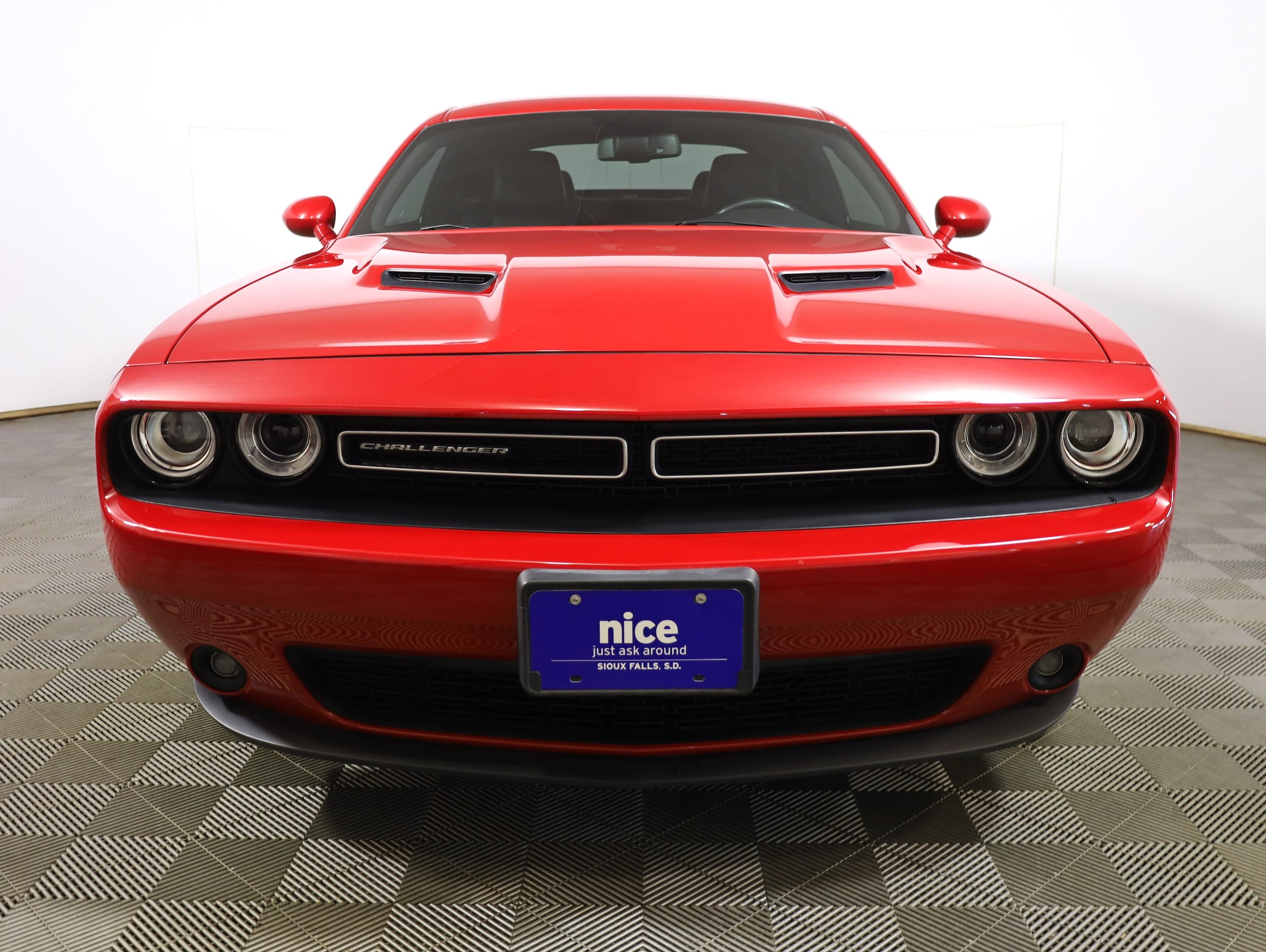 Used 2017 Dodge Challenger GT with VIN 2C3CDZGG4HH641141 for sale in Sioux Falls, SD