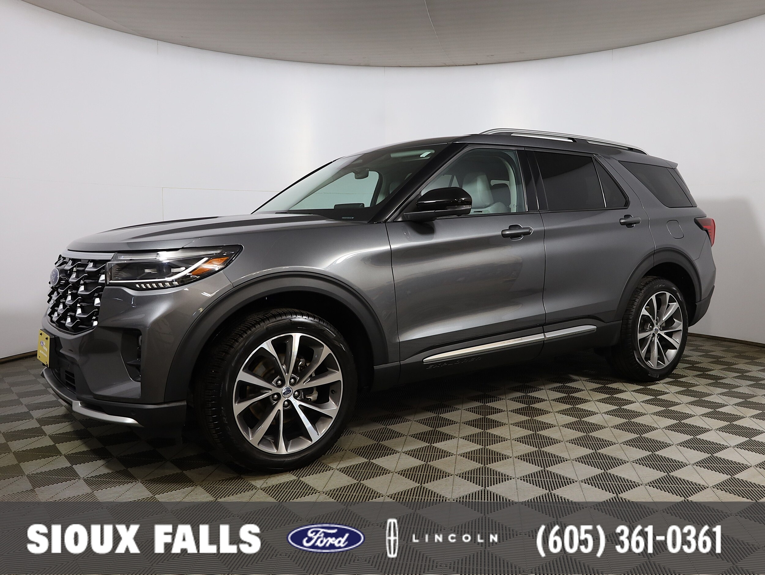 2025 Ford Explorer Platinum AWD