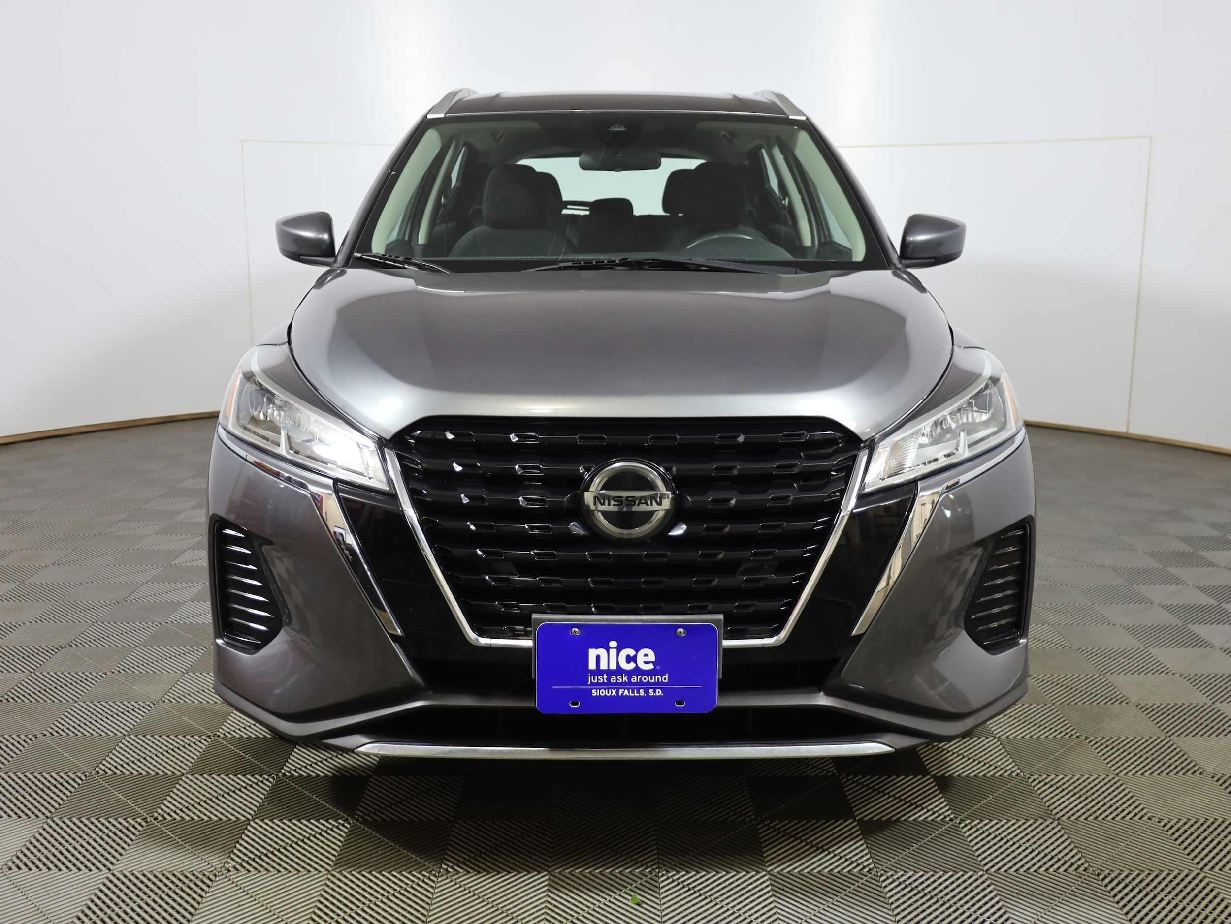 Used 2021 Nissan Kicks SV with VIN 3N1CP5CV1ML503447 for sale in Sioux Falls, SD