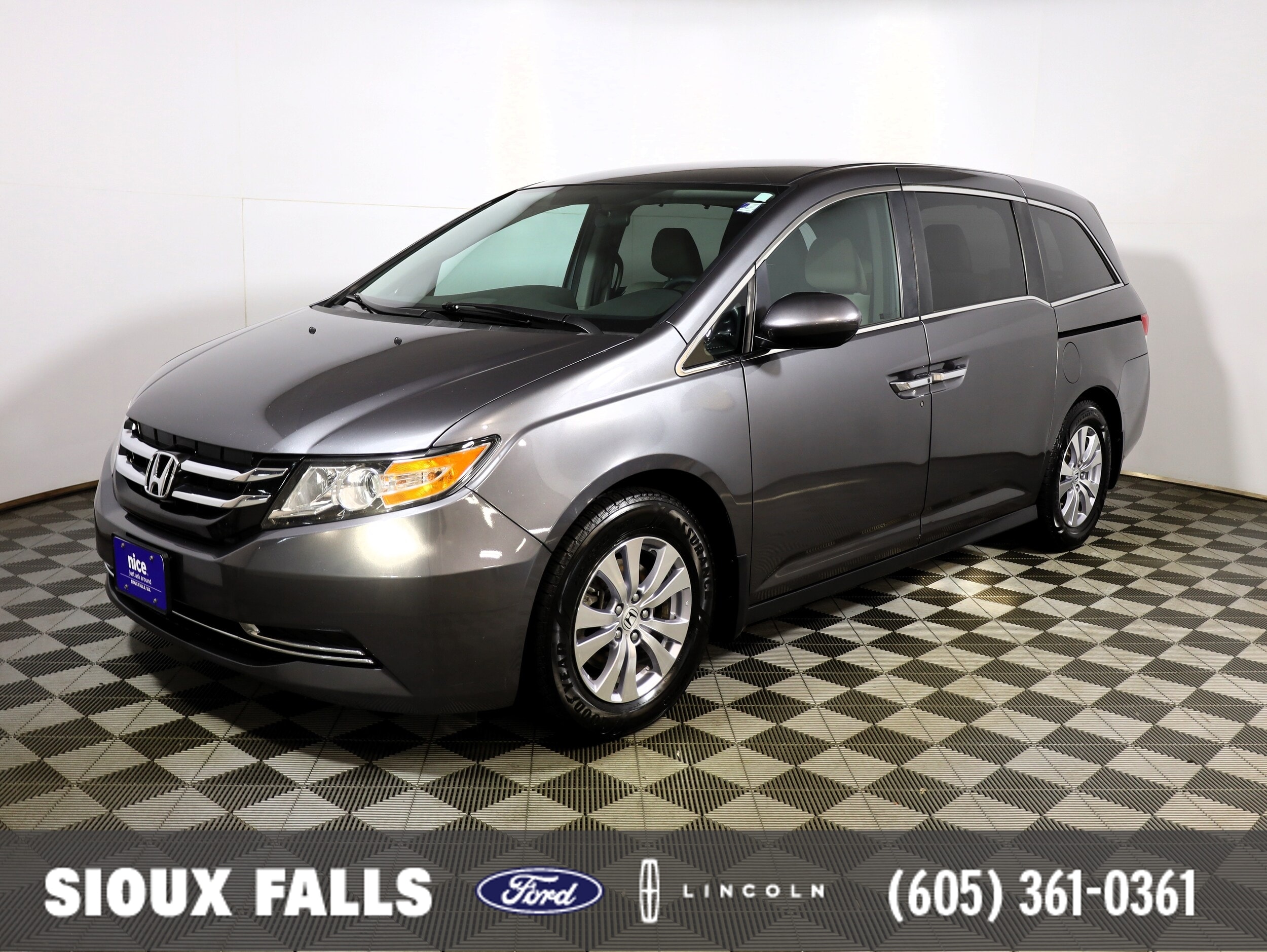 2016 Honda Odyssey EX's photo