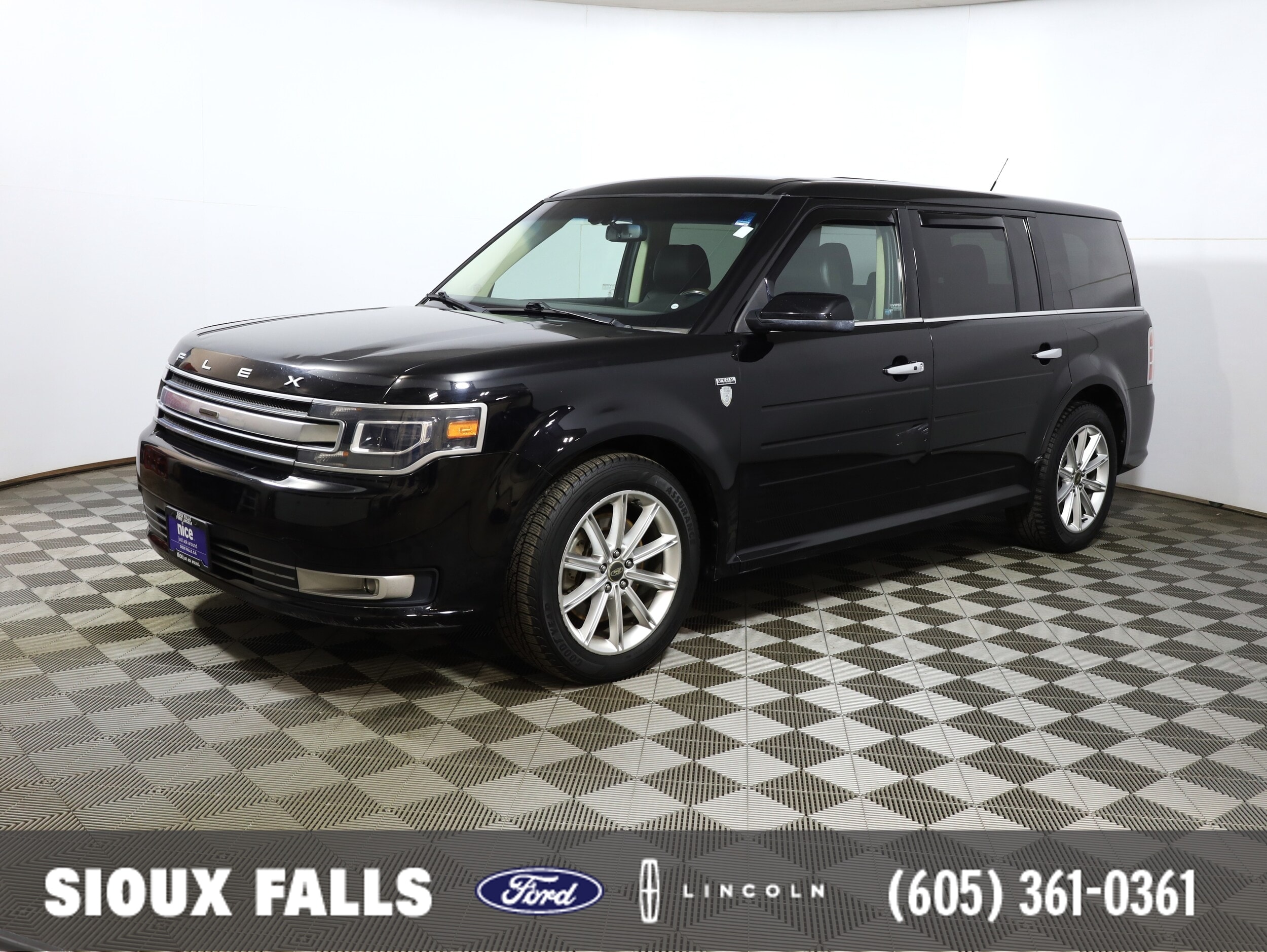 2017 Ford Flex Limited's photo
