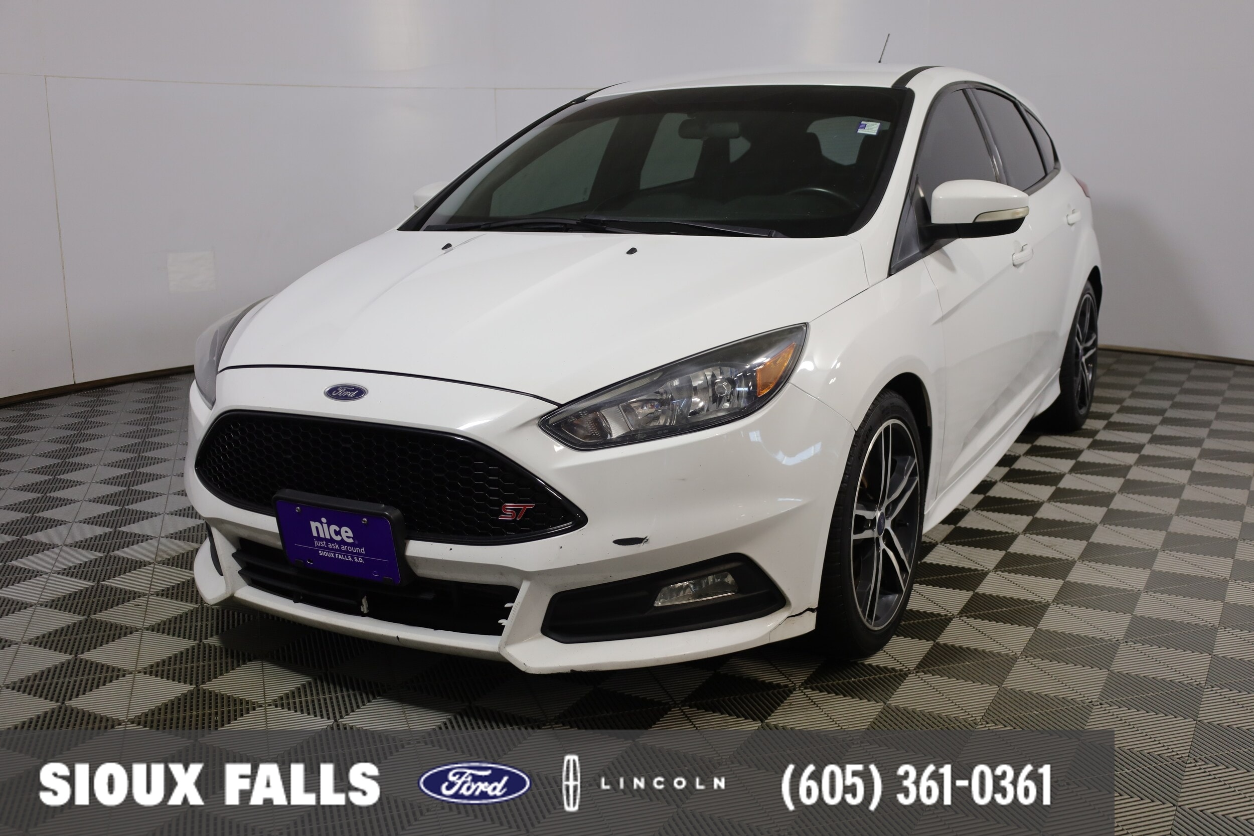  2018 Ford Focus ST   
