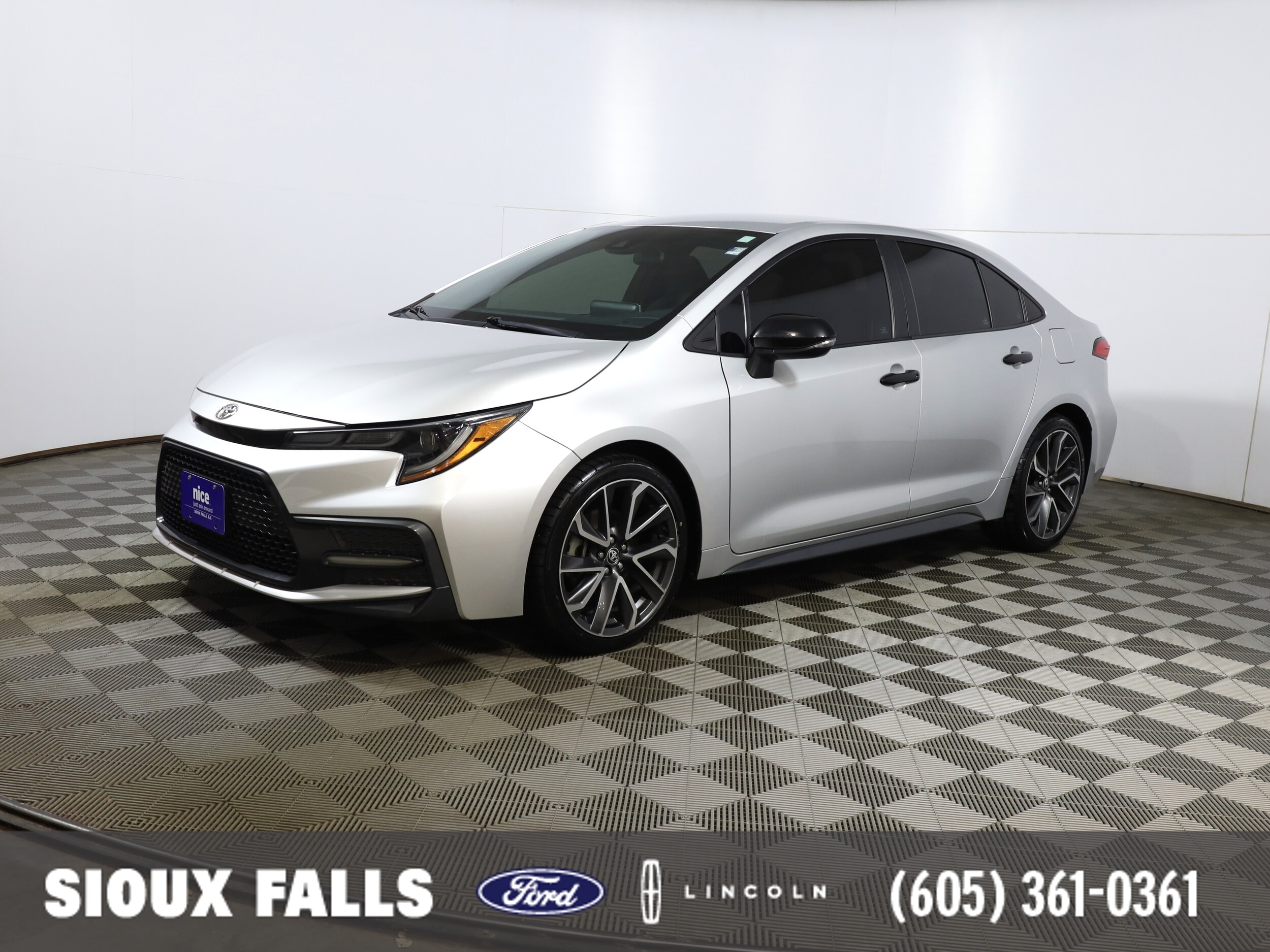 2020 Toyota Corolla SE FWD