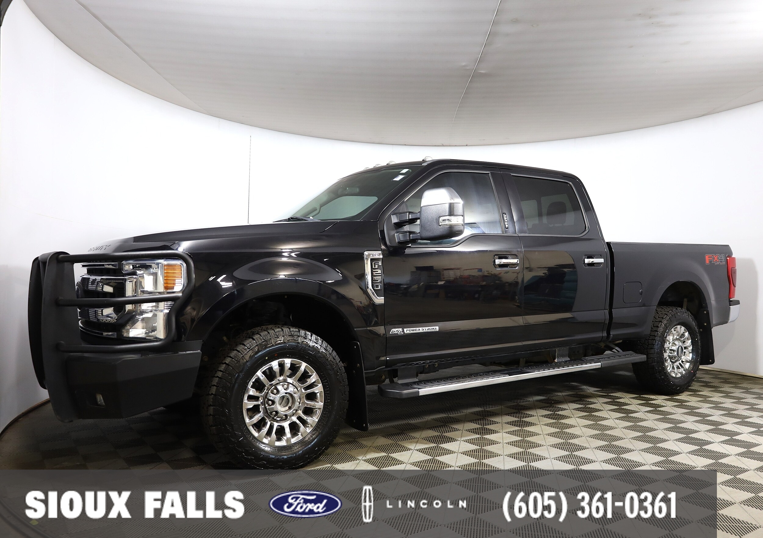2020 Ford F-250 XLT 4x4 Crew Cab 6-3/4' Box's photo