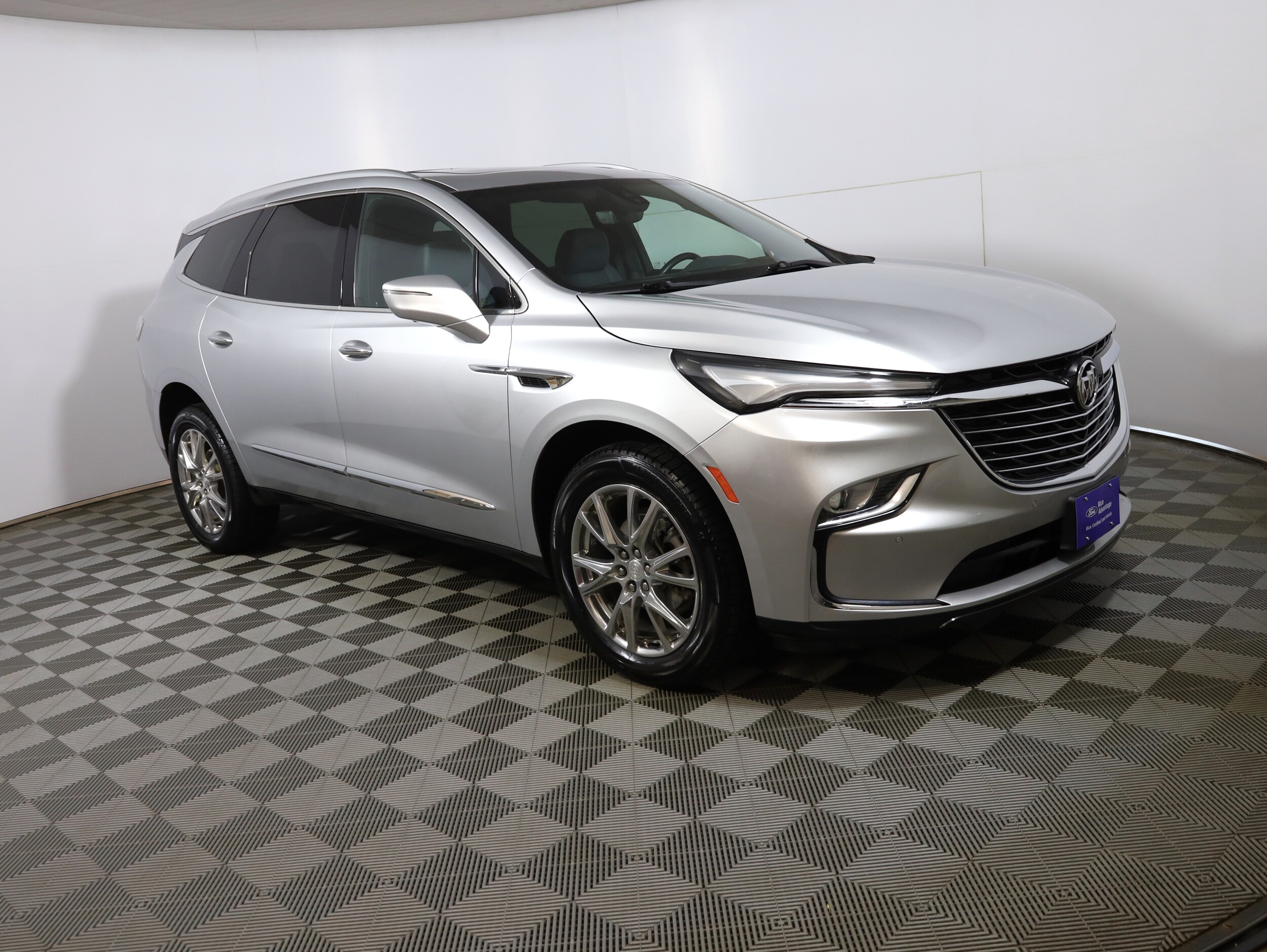 2022 Buick Enclave Premium photo 3