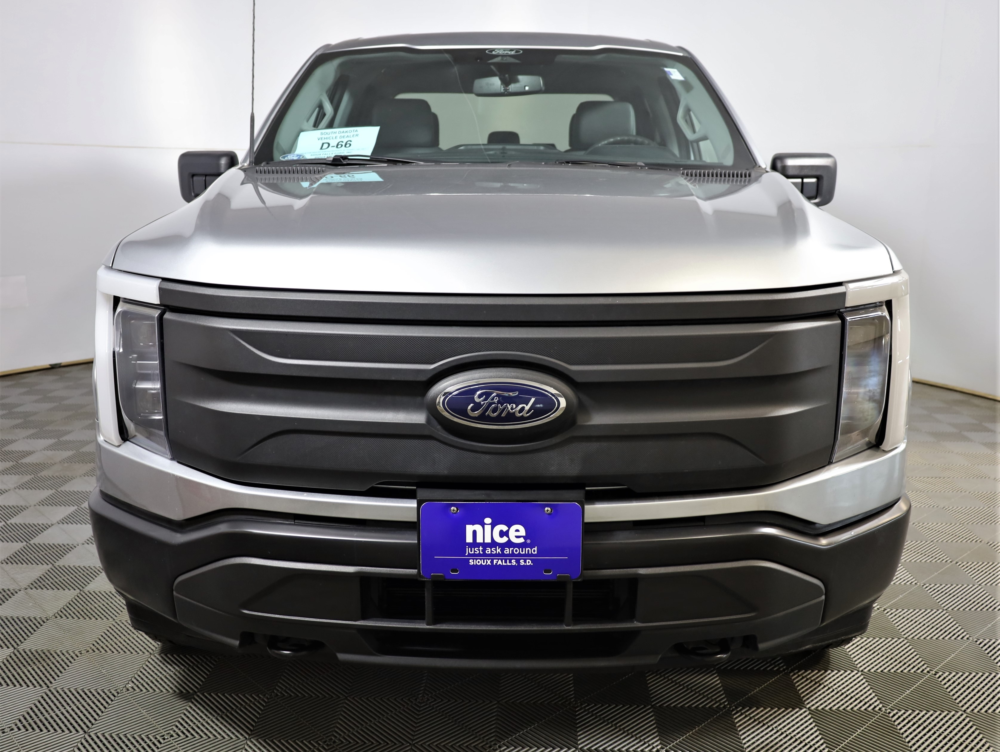 Used 2022 Ford F-150 Lightning Pro with VIN 1FTVW1EL7NWG06297 for sale in Sioux Falls, SD