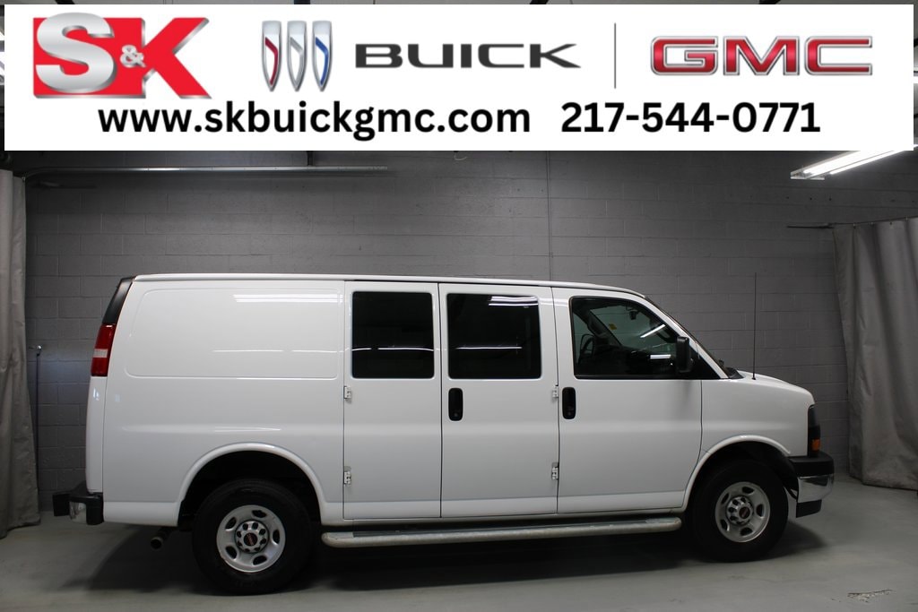 2022 GMC Savana Cargo 2500 Work Van