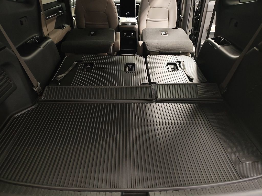 2026 GMC Acadia Elevation - Photo 17