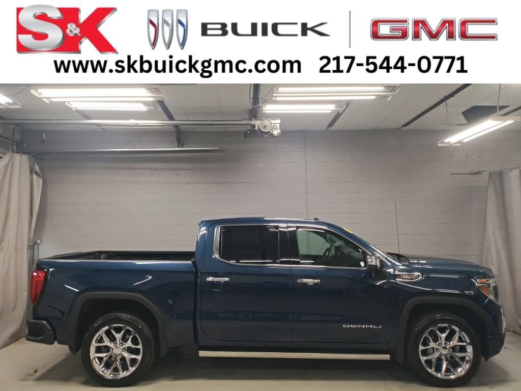 2020 GMC Sierra 4WD Crew Cab Short Box Denali's photo