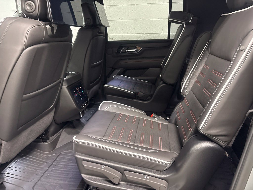 2027 GMC Yukon XL AT4 Ultimate - Photo 18