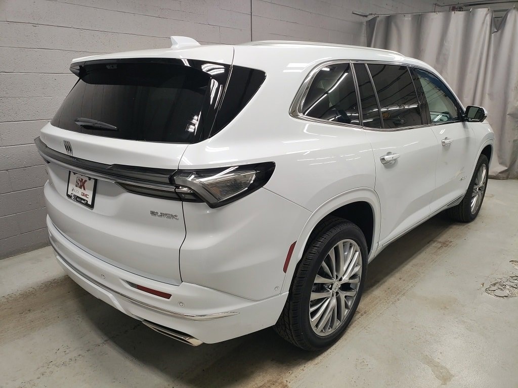 New 2026 Buick Enclave Avenir SUV