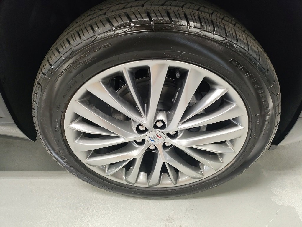 New 2026 Buick Enclave Avenir SUV