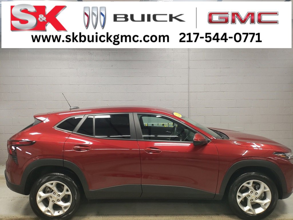 2024 Chevrolet Trax LS's photo