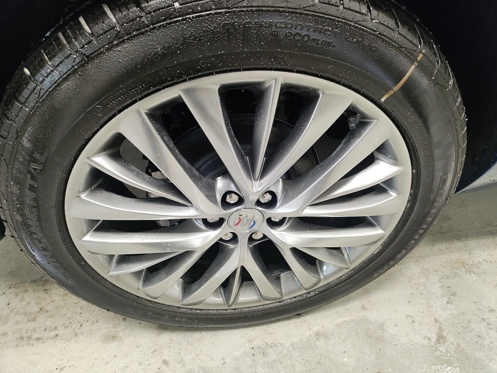 New 2026 Buick Enclave Avenir SUV