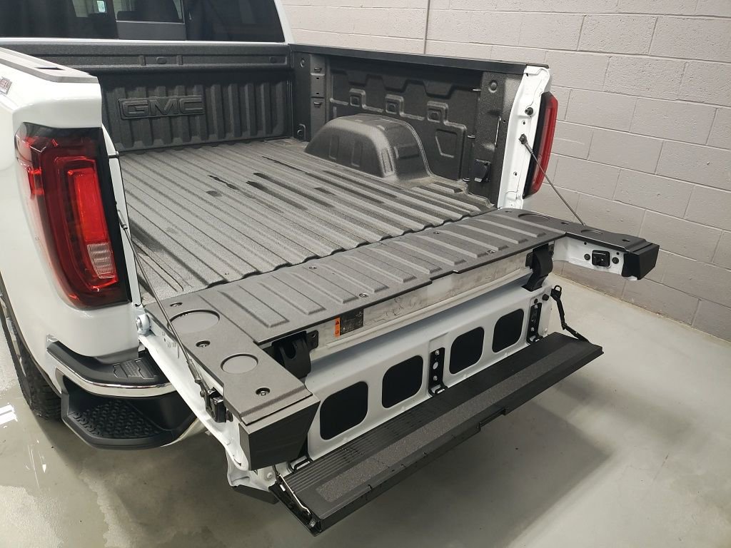 2026 GMC Sierra 1500 SLT - Photo 22