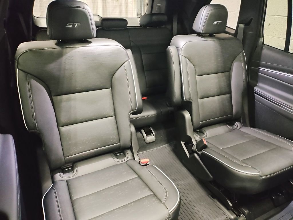 2026 Buick Enclave Sport Touring - Photo 10