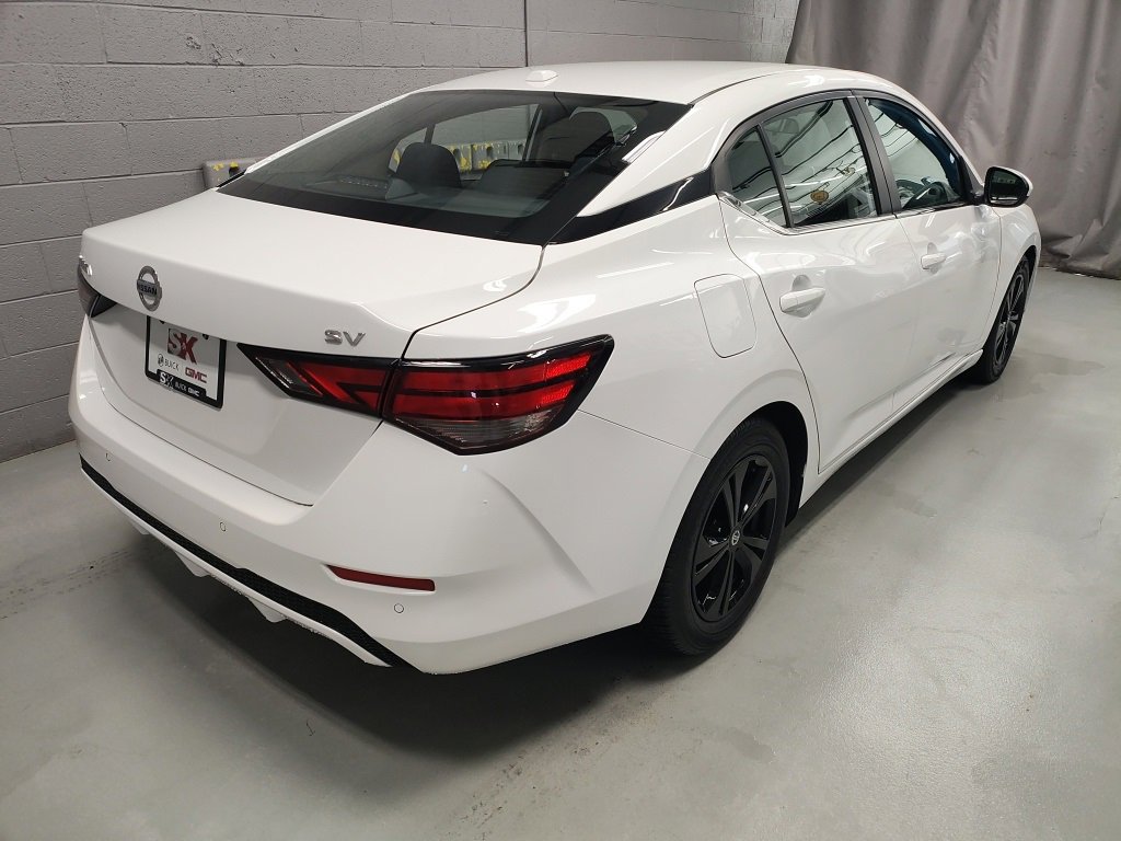2023 Nissan Sentra SV photo 2