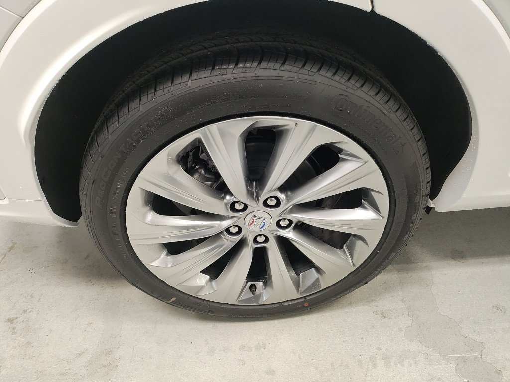 New 2026 Buick Envista Avenir SUV