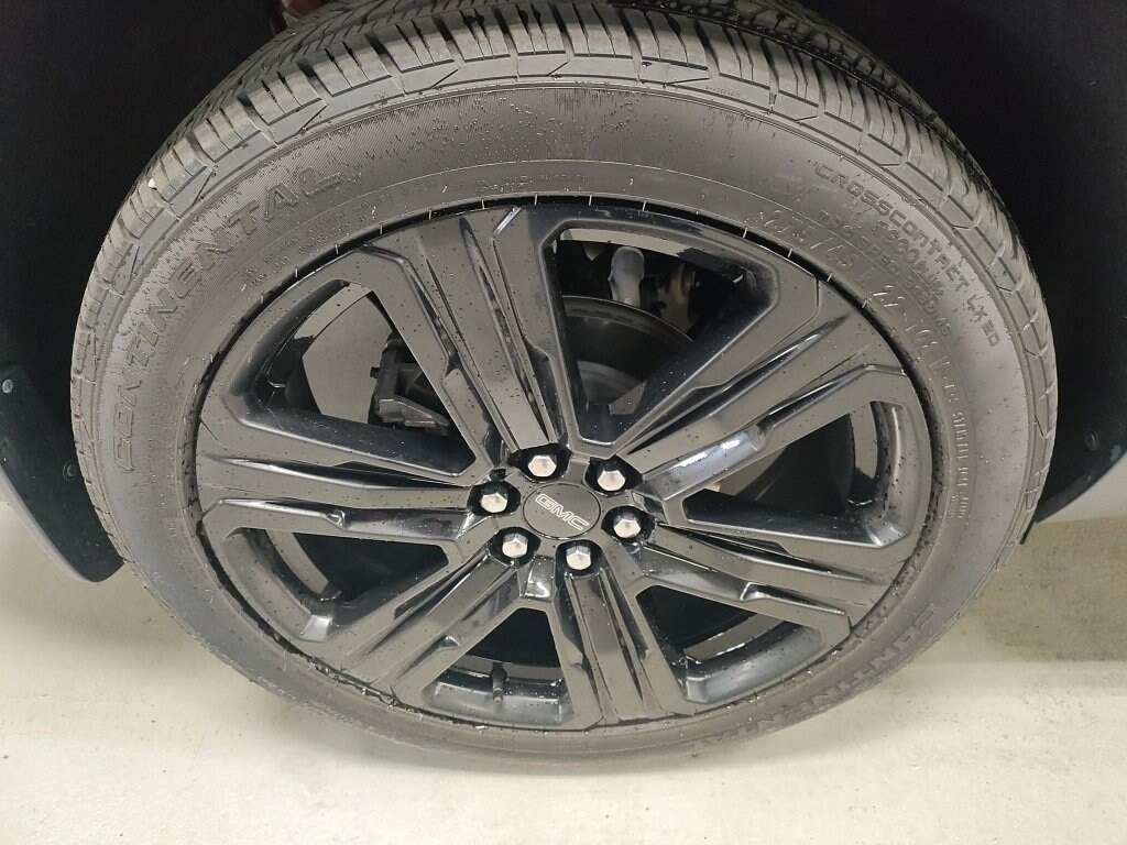 Used 2026 GMC Acadia Elevation SUV