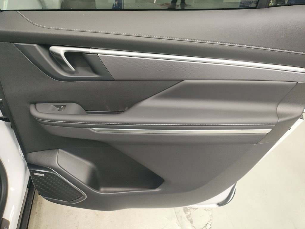 2026 Buick Enclave Sport Touring - Photo 16