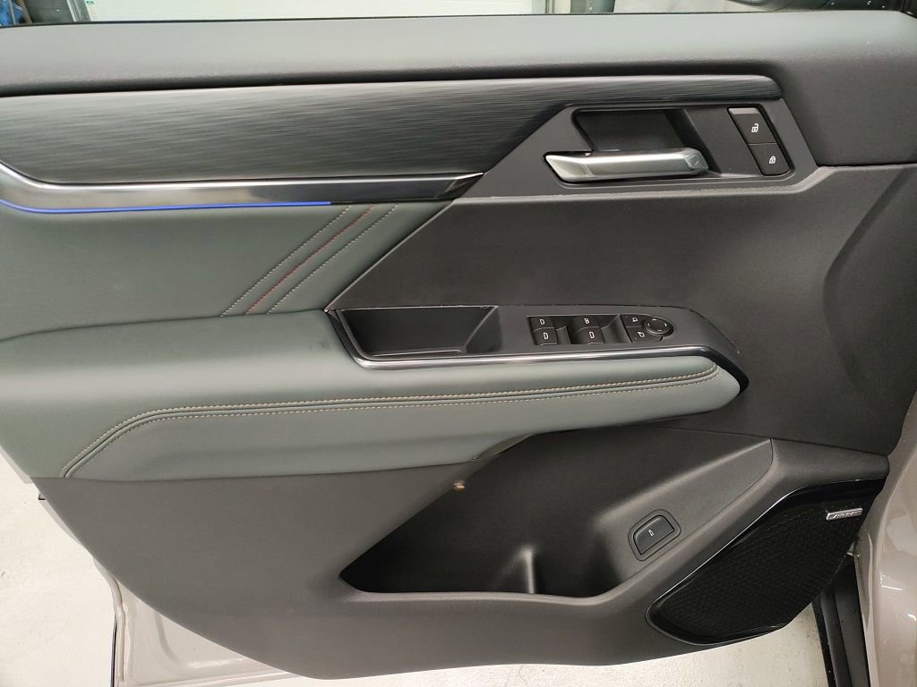 2026 GMC Acadia AT4 - Photo 26