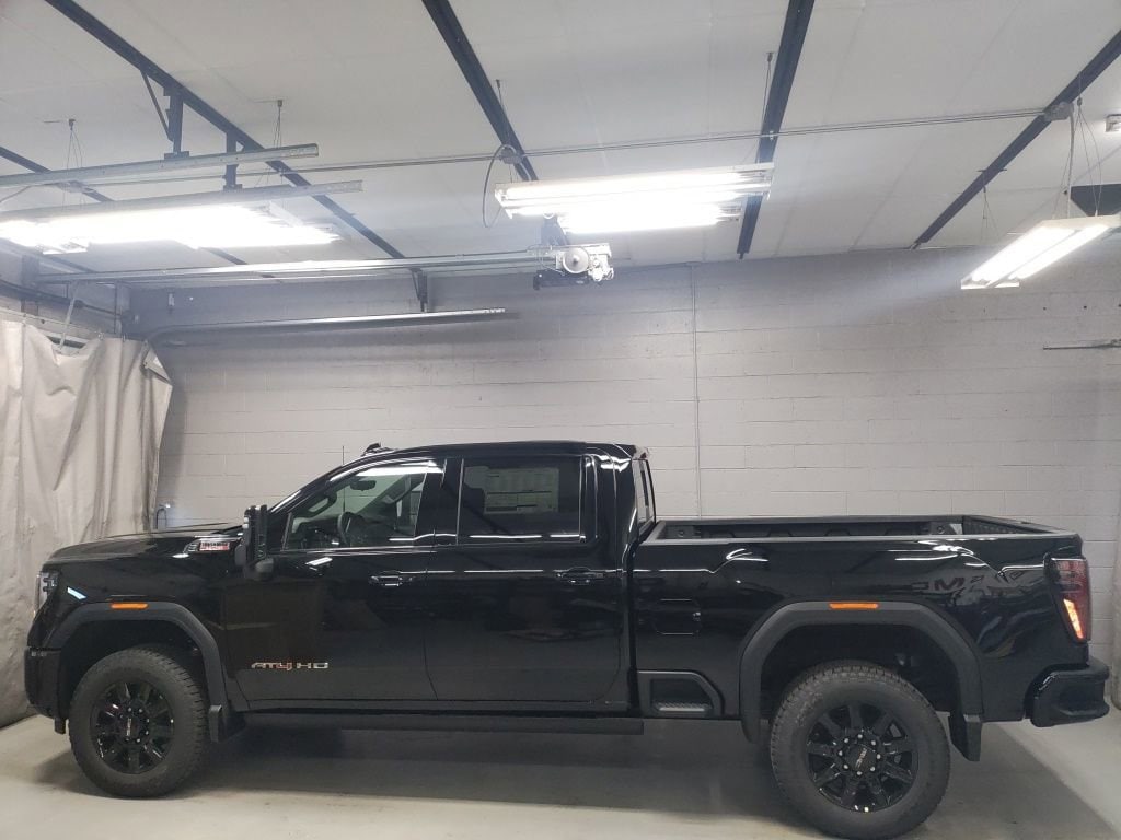 2026 GMC Sierra 2500HD AT4 - Photo 14