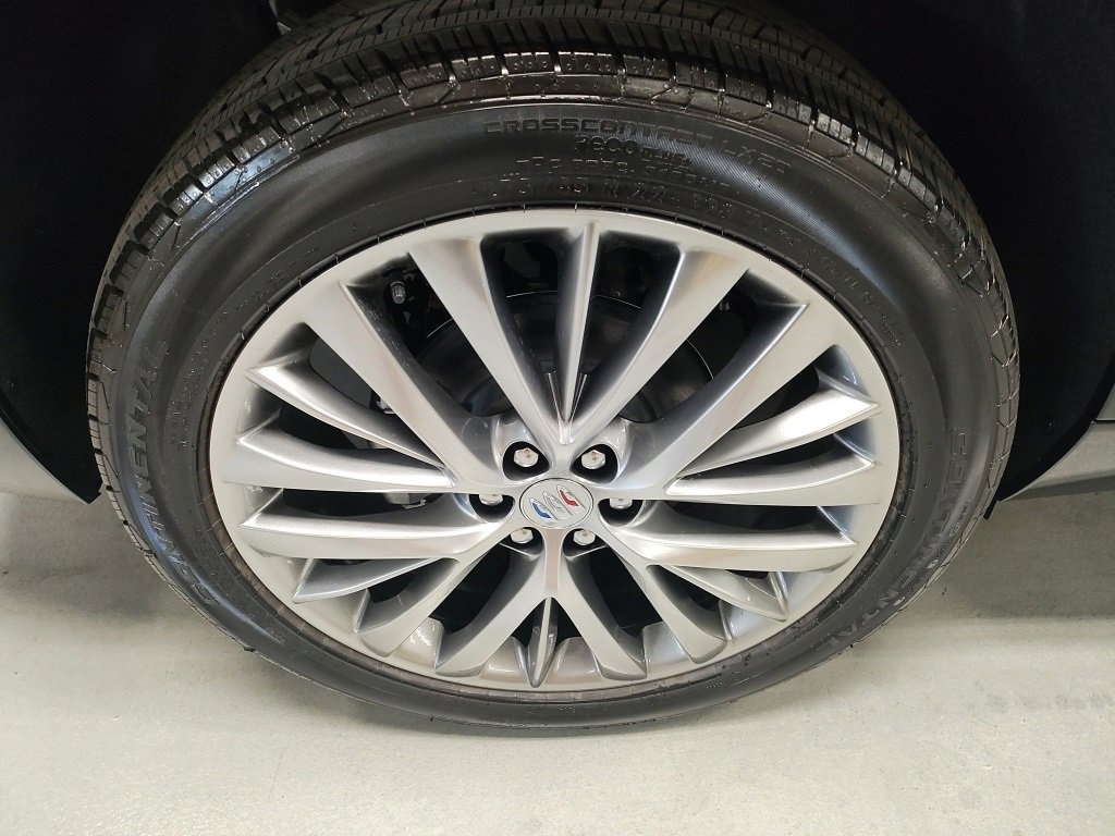 New 2026 Buick Enclave Avenir SUV