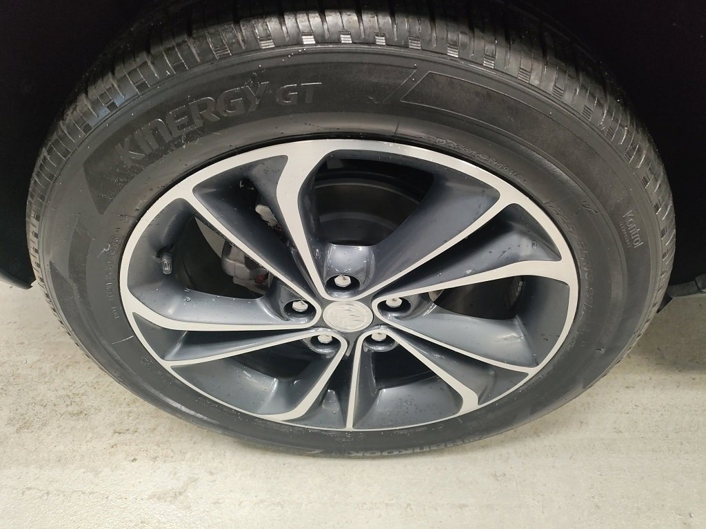 Certified 2021 Buick Encore GX Select SUV