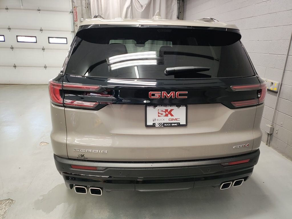 2026 GMC Acadia AT4 - Photo 23