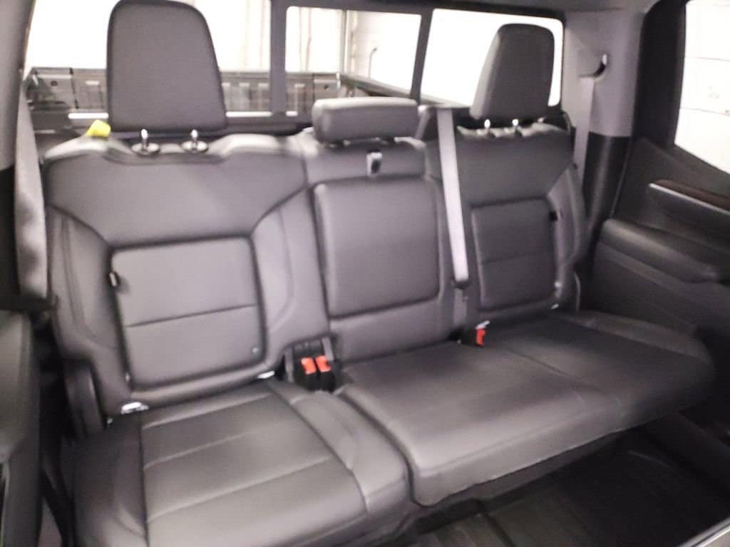 2026 GMC Sierra 1500 SLT - Photo 11