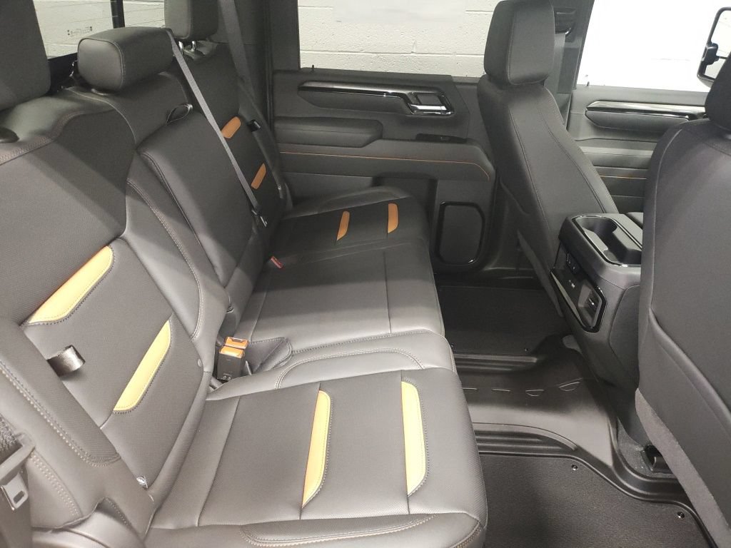 2026 GMC Sierra 2500HD AT4 - Photo 11