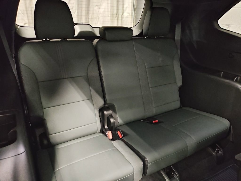 2026 GMC Acadia AT4 - Photo 14