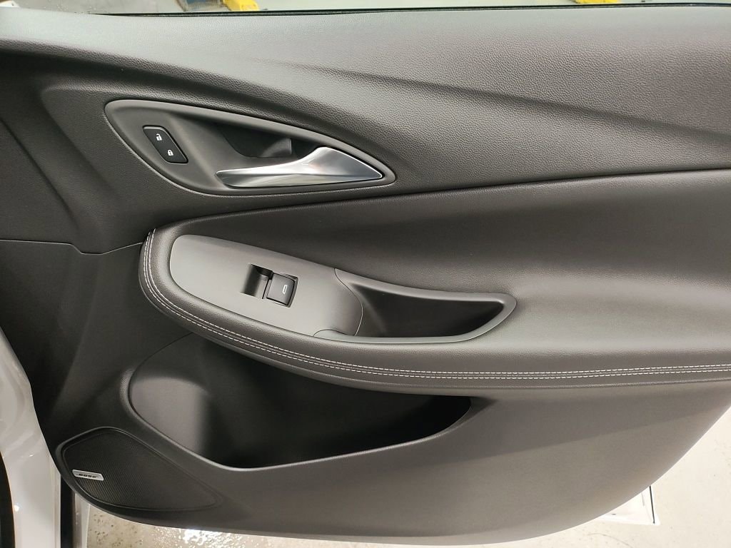 2026 Buick Encore GX Avenir - Photo 10