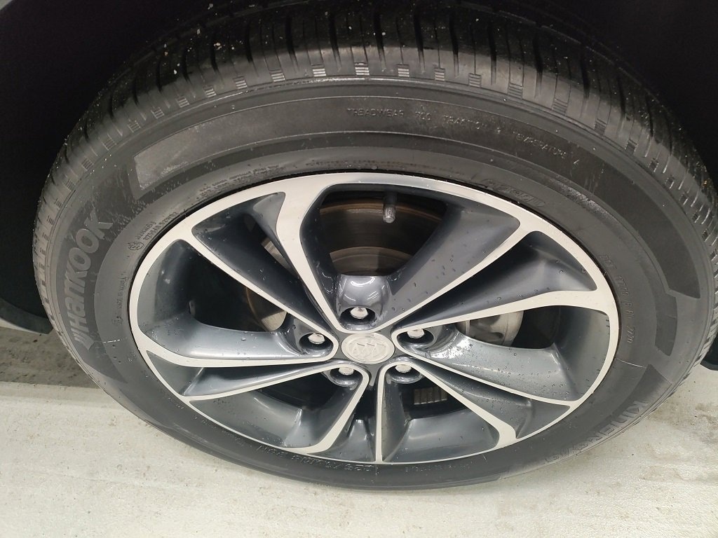 Certified 2021 Buick Encore GX Select SUV