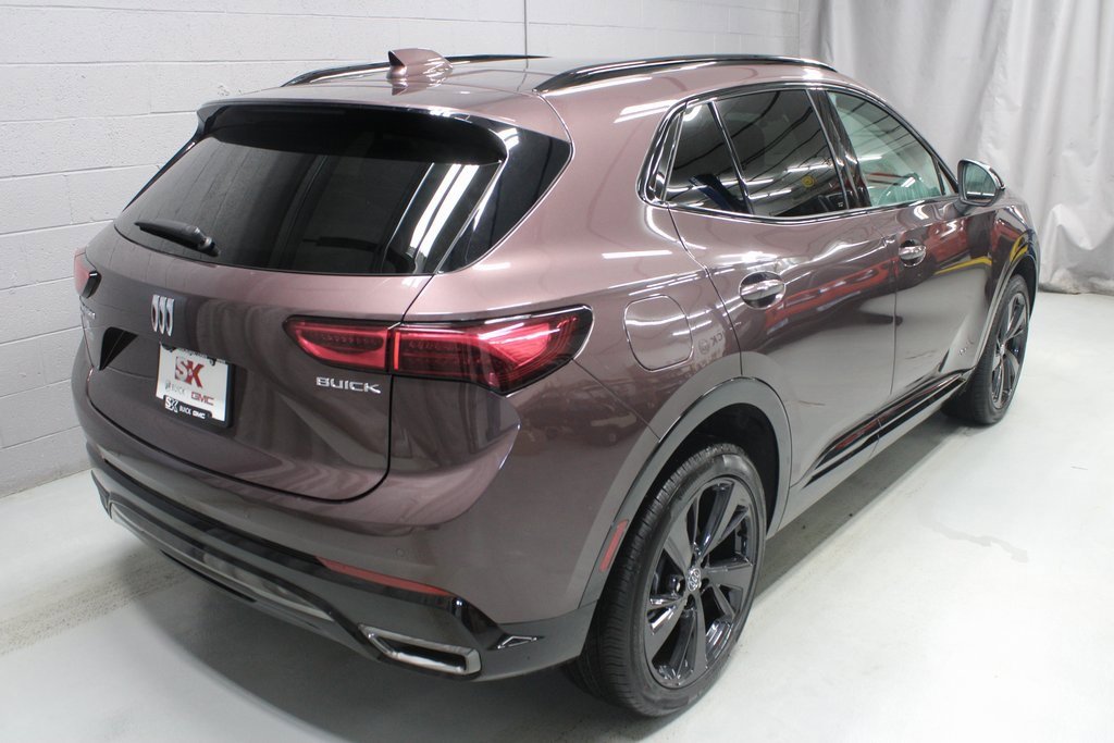 2025 Buick Envision Sport Touring photo 2