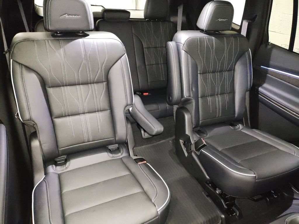 2026 Buick Enclave Avenir - Photo 10