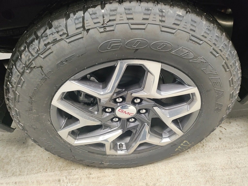 New 2026 GMC Sierra 1500 SLT Truck