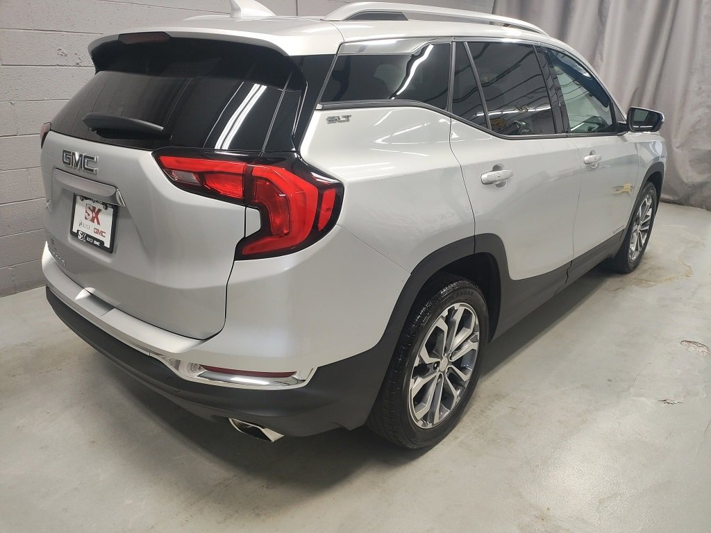 2020 Gmc Terrain SLT photo 2