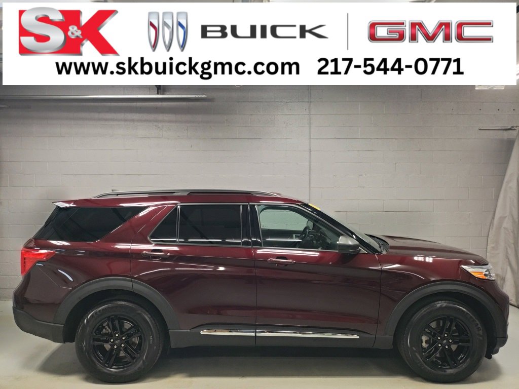2022 Ford Explorer XLT's photo