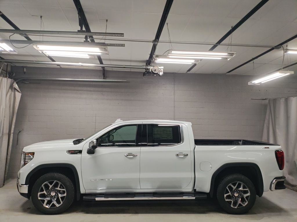 2026 GMC Sierra 1500 SLT - Photo 15