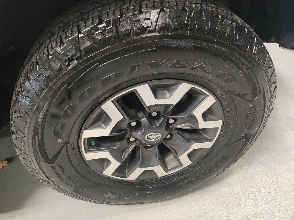 2018 Toyota Tacoma SR5 photo 4