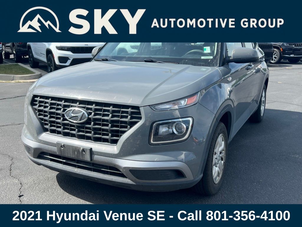 2021 Hyundai Venue SE photo 2