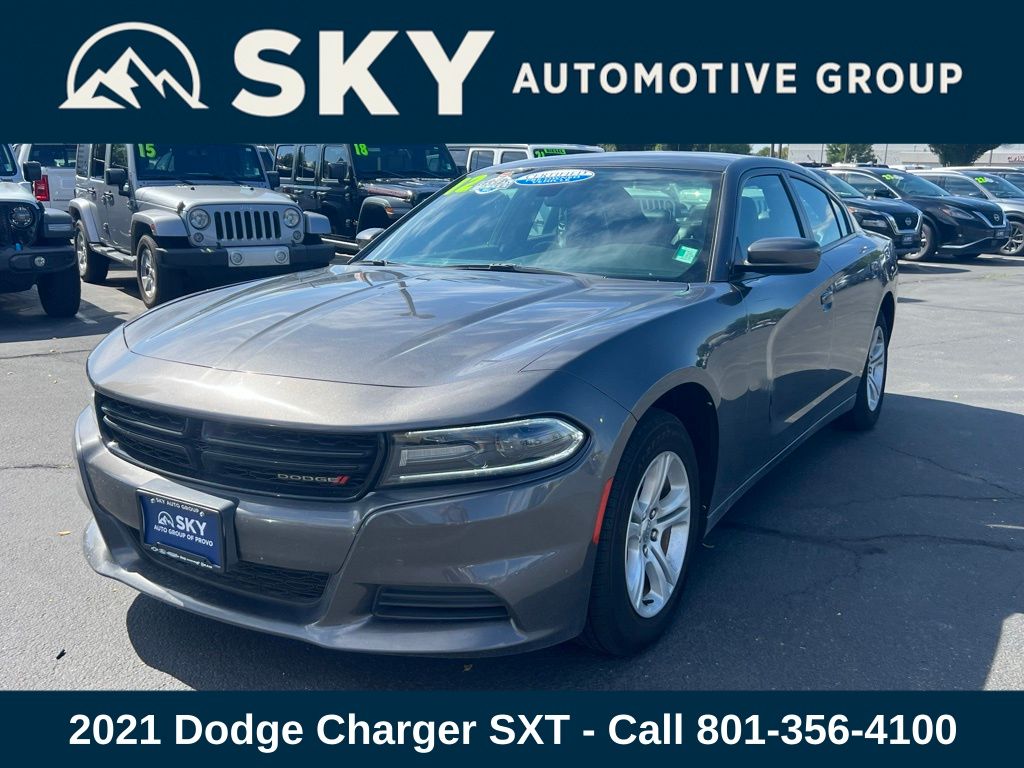 2021 Dodge Charger SXT photo 2