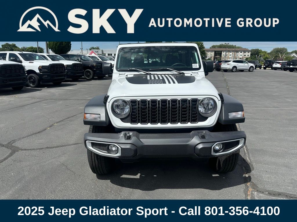 2025 Jeep Gladiator Sport photo 3