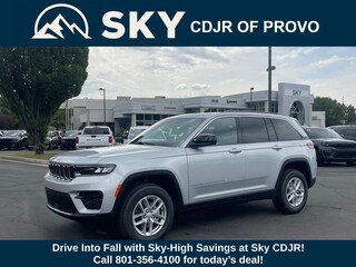2025 Jeep Grand Cherokee LAREDO X 4X4 Sport Utility