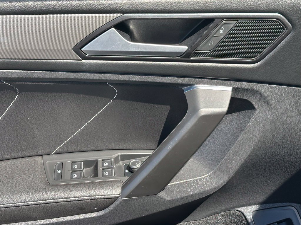2022 Volkswagen Tiguan SE - Photo 27